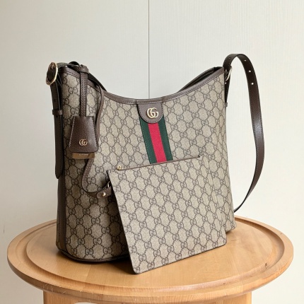 Gucci AAA Quality Handbags in 206036