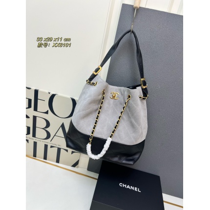 Chanel AAA quality Handbags in 206106