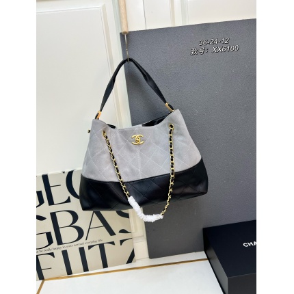 Chanel AAA quality Handbags in 206113