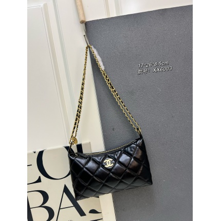 Chanel AAA quality Handbags in 206116