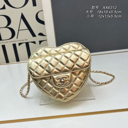 Chanel AAA quality Handbags in 206129