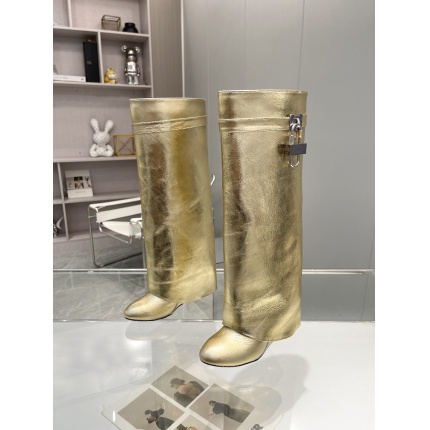 Givenchy Boots For Women in 206205