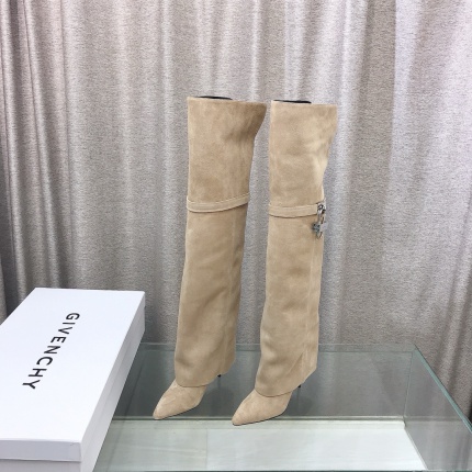 Givenchy Boots For Women in 206212