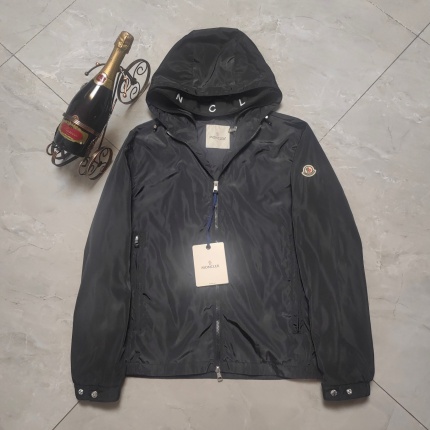 Moncle Thin Jackets For Men in 206238