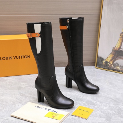 Louis Vuitton Boots For Women in 206326