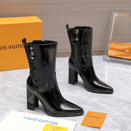 Louis Vuitton Boots For Women in 206335