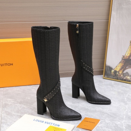 Louis Vuitton Boots For Women in 206338