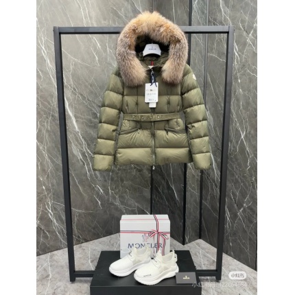 Moncle Thick Coats For Women in 206411