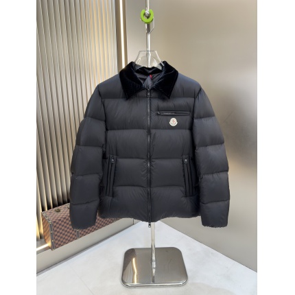 New Arrivals Moncler Dowm Coats For Men in 206447