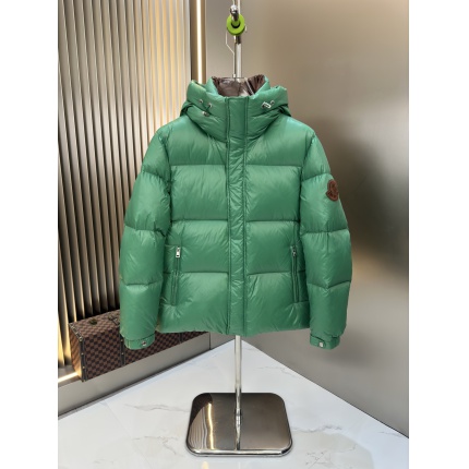 Moncle Thick Coats For Men in 206482