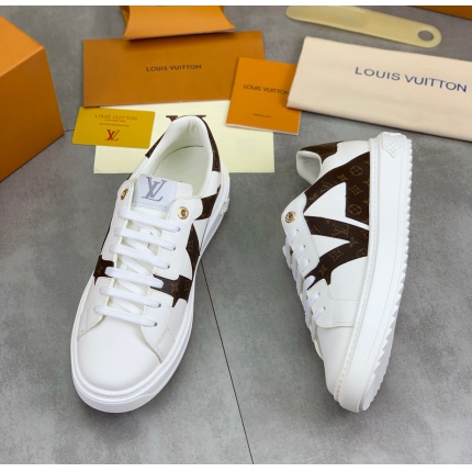 Louis Vuitton Sneakers for women in 206494
