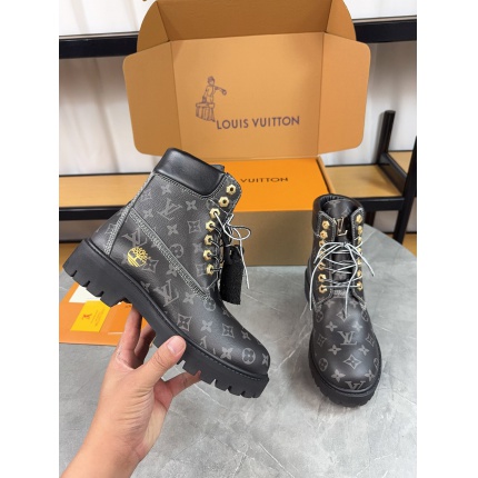Louis Vuitton x Timberland Boots For Men in 206512