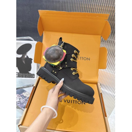 Louis Vuitton x Timberland Boots For Men in 206515