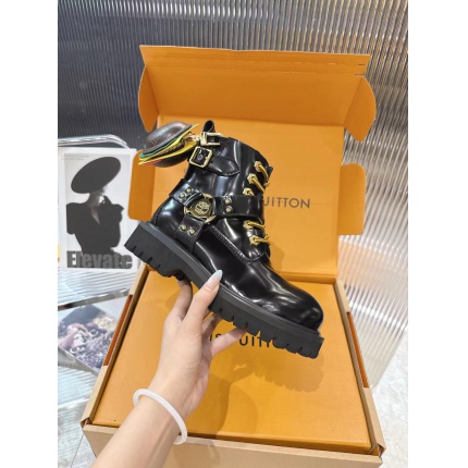 Louis Vuitton x Timberland Boots For Men in 206517