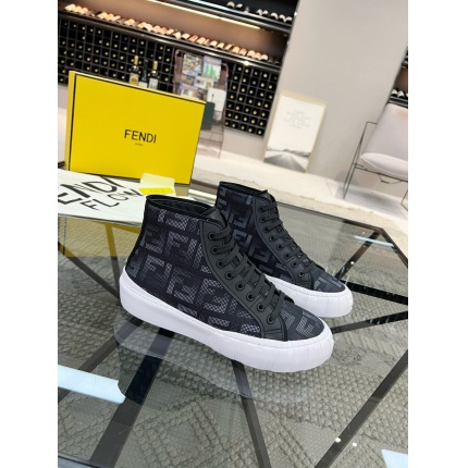 New Arrivals Fendi Top sneakers For Men in 206623