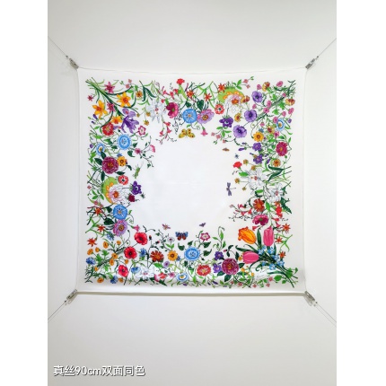 New Arrivals High quality Gucci Silk Scarf in 206665