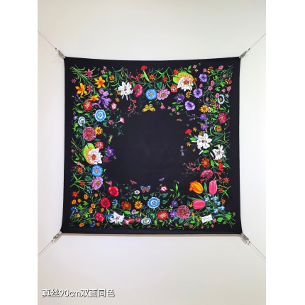 New Arrivals High quality Gucci Silk Scarf in 206667
