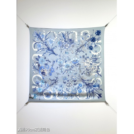 New Arrivals High quality Gucci Silk Scarf in 206668