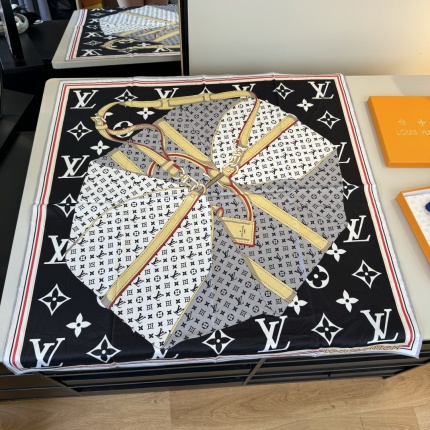 New Arrivals High quality Louis Vuitton Silk Scarf in 206706