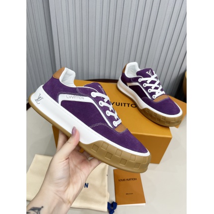Louis Vuitton Sneakers For Men in 206744