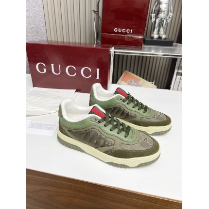 Gucci Sneakers For Men in 206749