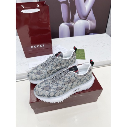 Gucci Casual Shoes For Men in 206754