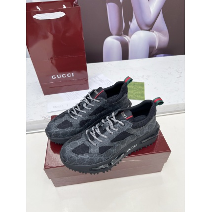 Gucci Casual Shoes For Men in 206755