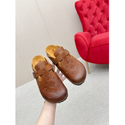 Louis Vuitton Loafers For Women in 206772
