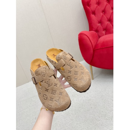 Louis Vuitton Loafers For Women in 206775