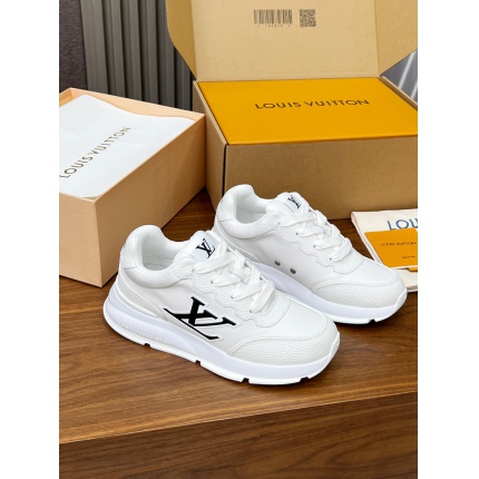 Louis Vuitton Sneakers for women in 206776