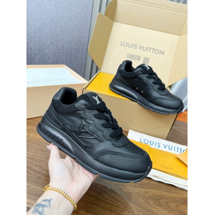 Louis Vuitton Sneakers for women in 206780