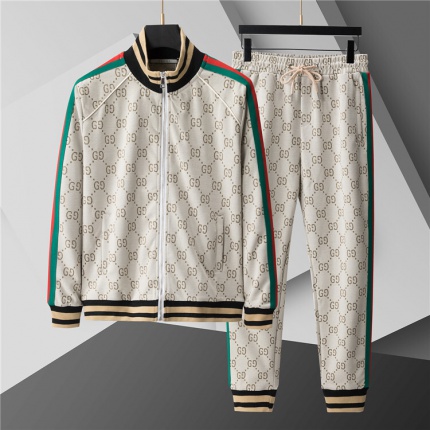Gucci Tracksuits for Men in 206793