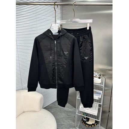 New Arrivals Prada Tracksuits For Men in 206836