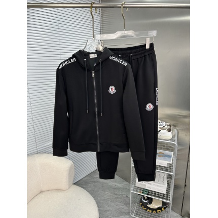 New Arrivals Moncler Tracksuits For Men in 206838