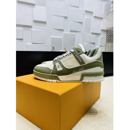 Top quality Louis Vuitton Trainer Sneakers in 206848
