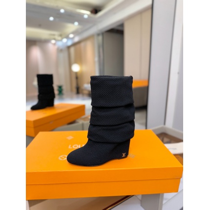 Louis Vuitton Boots For Women in 206949