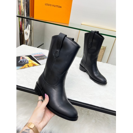 Louis Vuitton Boots For Women in 206955