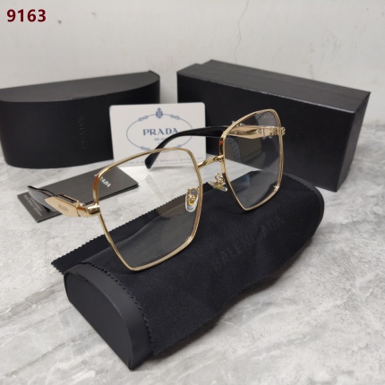 Prada Sunglasses in 206991