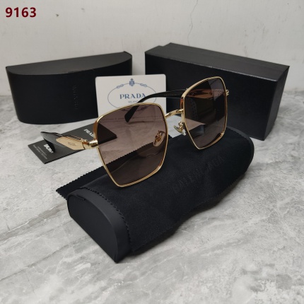 Prada Sunglasses in 206992