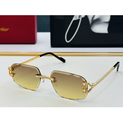 Cartier AAA Quality Sunglasses in 207002