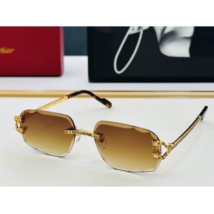Cartier AAA Quality Sunglasses in 207005