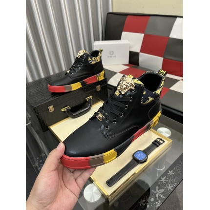 Versace Sneakers For Men in 207027