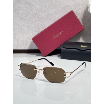 Cartier AAA Quality Sunglasses in 207030