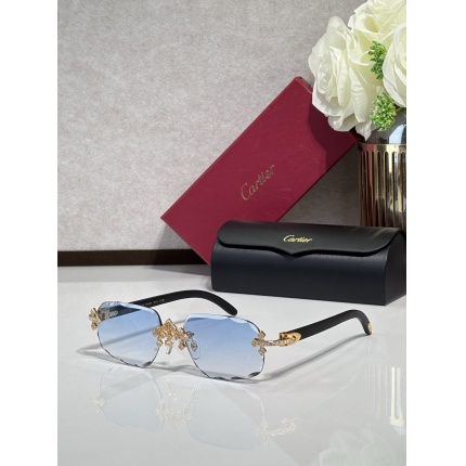 Cartier AAA Quality Sunglasses in 207133