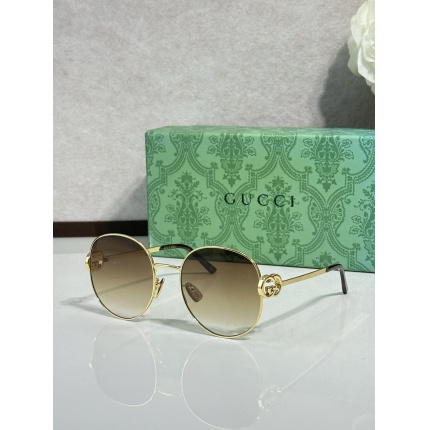 Gucci AAA Quality Sunglasses in 207186