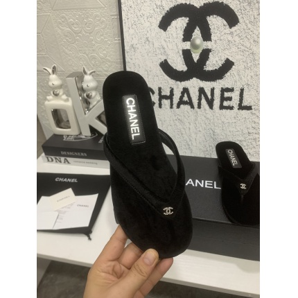 New Arrivals Chanel Slippers For Women CC slides For Women in 207235