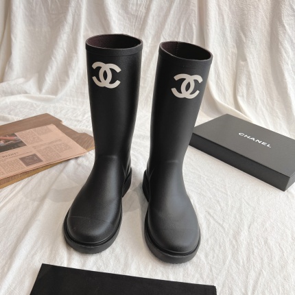 Chanel Boots For Women in 207245