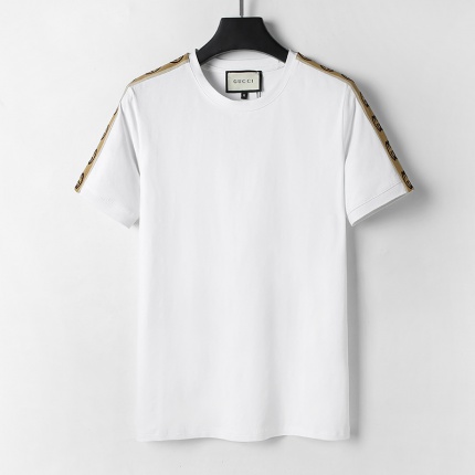 Gucci T-shirts for Men in 207326
