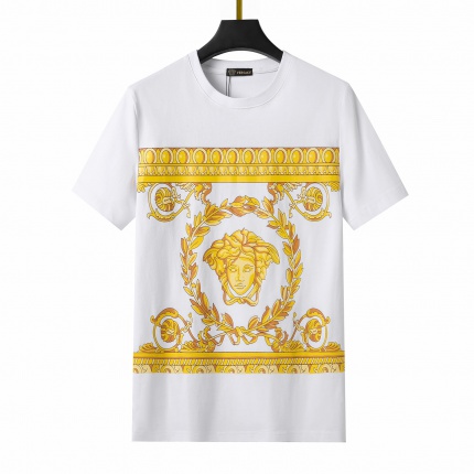 Versace T-Shirts for Men in 207350