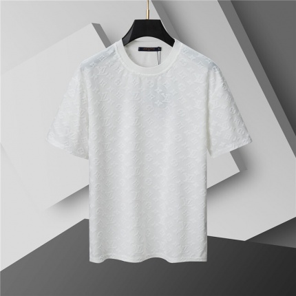 Louis Vuitton T-Shirts for Men in 207425